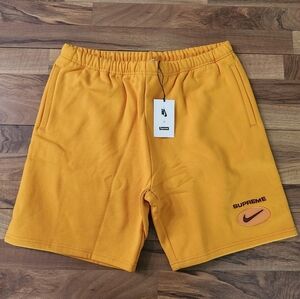 Nwt Nike‎ × SUPREME Jewel Sweat Shorts Size Large